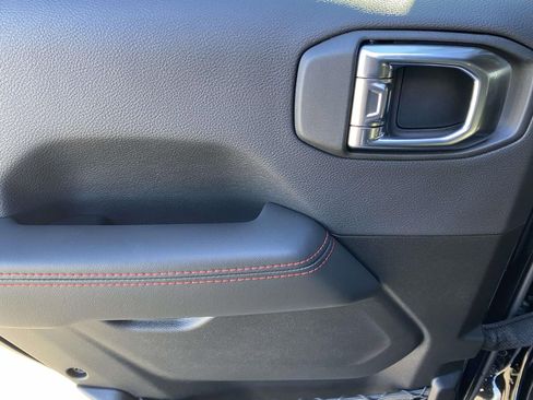 New 2026 Jeep Wrangler Unlimited Rubicon image 14