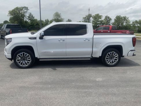 Used 2025 GMC Sierra 1500 Denali Ultimate AWD/4WD image 7