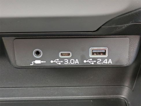 Used 2025 Subaru Crosstrek 2.5i Limited w/ Popular Package #3A image 28