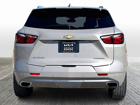 Used 2021 Chevrolet Blazer Premier w/ Driver Confidence II Package image 4