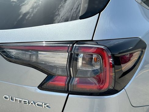 Used 2022 Subaru Outback Limited w/ Popular Package #2 AWD/4WD image 34