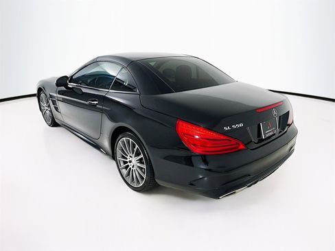 Used 2017 Mercedes-Benz SL 550 image 6