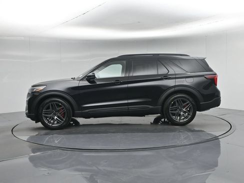 New 2026 Ford Explorer ST RWD image 30