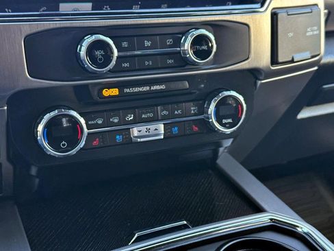 Used 2022 Ford F350 Platinum AWD/4WD image 27
