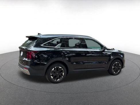 Used 2024 Kia Sorento S FWD image 15