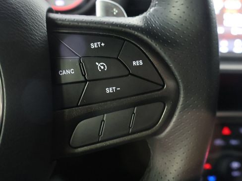 Used 2022 Dodge Challenger R/T w/ Shaker Package image 31