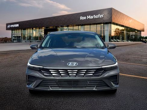 New 2026 Hyundai Elantra Hybrid FWD image 12