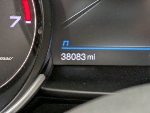 Used 2022 Alfa Romeo Giulia Sprint image 15