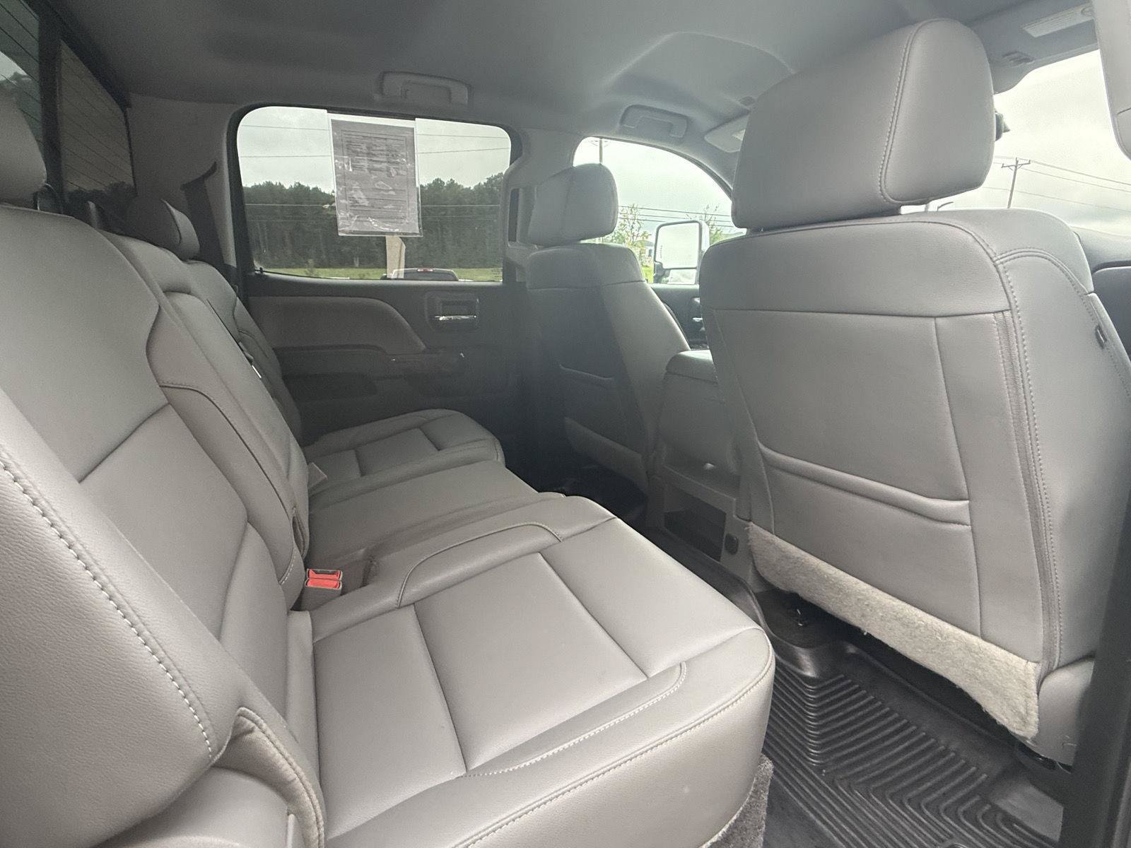 Used 2018 GMC Sierra 2500 SLT w/ Duramax Plus Package AWD/4WD image 24