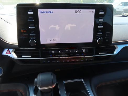 Used 2024 Toyota Sienna XSE w/ XSE Premium Package AWD/4WD image 29