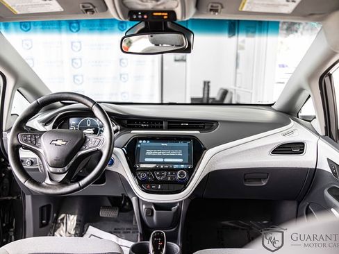Used 2020 Chevrolet Bolt LT FWD image 30