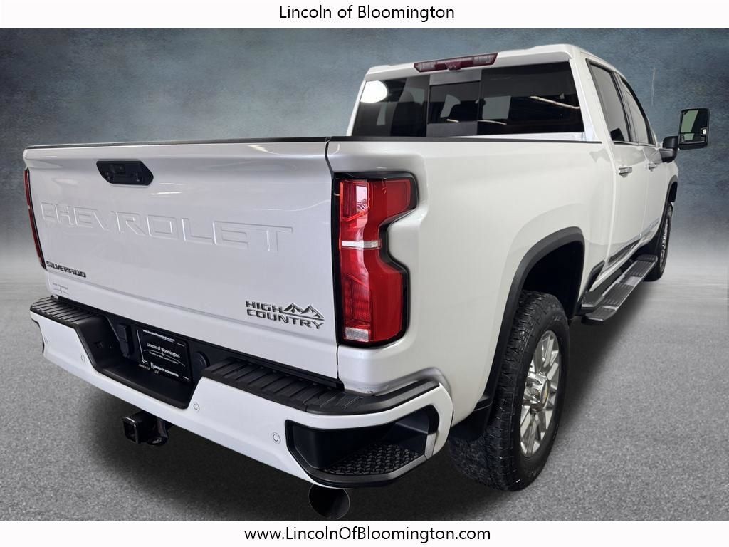 Used 2024 Chevrolet Silverado 2500 High Country w/ Technology Package AWD/4WD image 7
