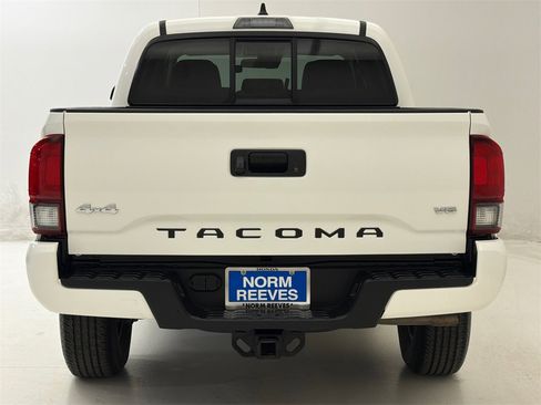 Used 2022 Toyota Tacoma SR image 7