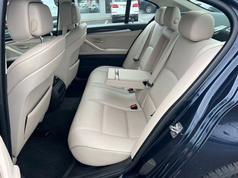 Used 2011 BMW 528i Sedan RWD image 16