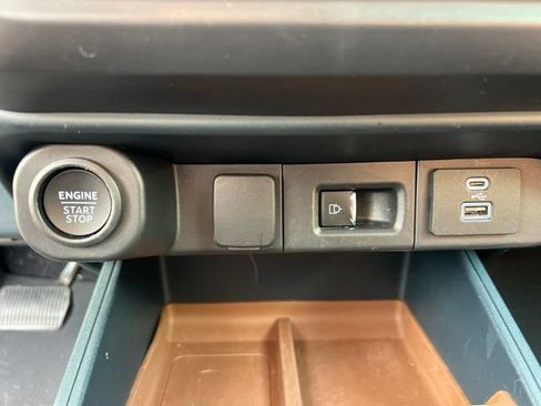 Used 2022 Ford Maverick Lariat w/ Lariat Luxury Package AWD/4WD image 27
