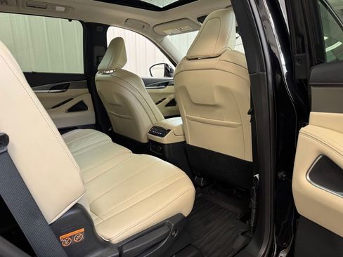 Used 2023 INFINITI QX60 Luxe w/ Performance Audio Package image 26