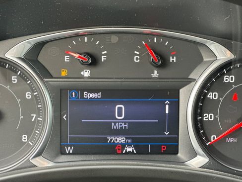 Used 2020 GMC Terrain SLE image 25