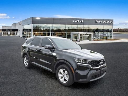 Certified 2023 Kia Sorento LX AWD/4WD image 1