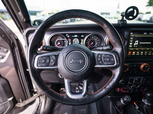 Used 2021 Jeep Gladiator Mojave AWD/4WD image 25