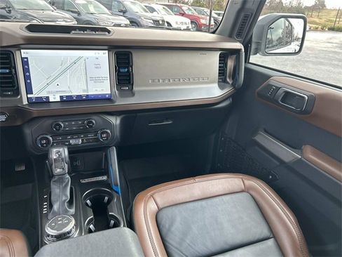 Used 2023 Ford Bronco Outer Banks image 17