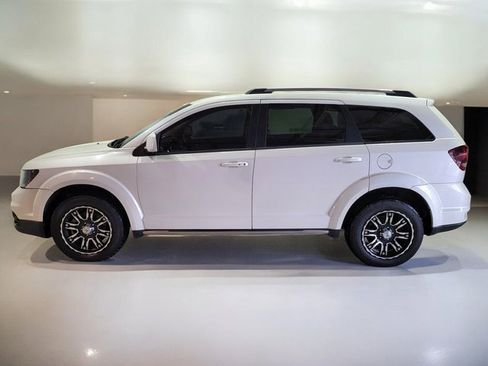 Used 2015 Dodge Journey Crossroad w/ Rear Seat Video Group image 18