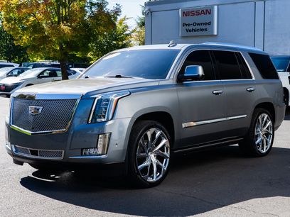 Used 2018 Cadillac Escalade Platinum