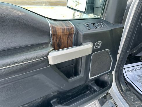 Used 2019 Ford F150 Lariat w/ Equipment Group 502A Luxury image 13