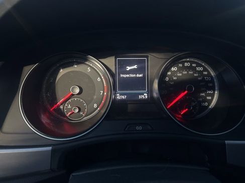 Used 2020 Volkswagen Atlas Cross Sport SE w/ Panoramic Sunroof Package image 12