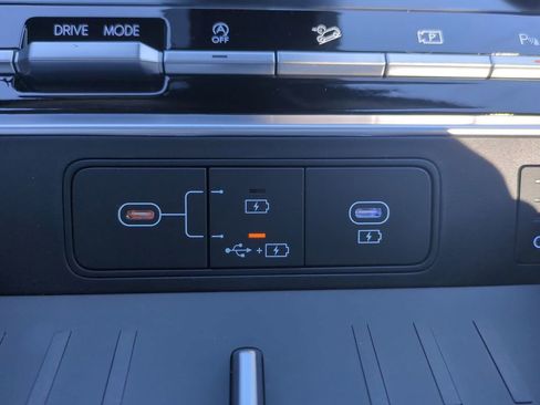 New 2026 Hyundai Santa Fe Limited FWD image 29