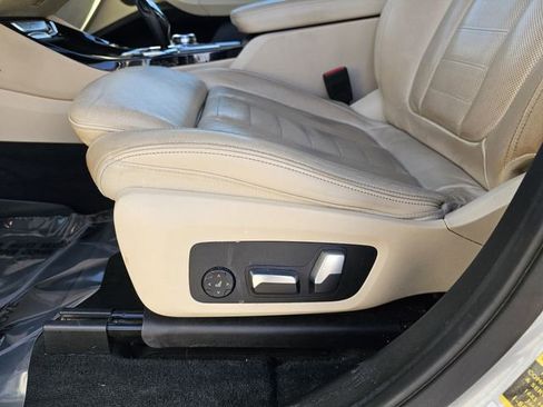 Used 2019 BMW X3 sDrive30i w/ Premium Package image 13