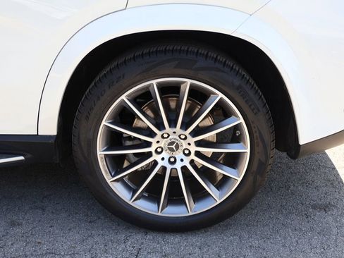 Used 2021 Mercedes-Benz GLE 450 4MATIC w/ AMG Line Exterior image 25
