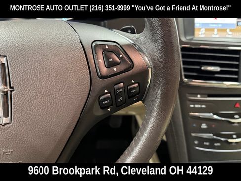Used 2019 Lincoln MKT AWD image 22
