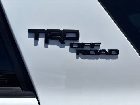 Used 2024 Toyota 4Runner TRD Off-Road Premium w/ Off Road Premium Plus Package AWD/4WD image 6