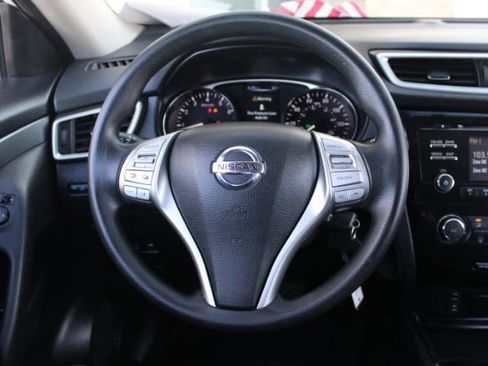 Used 2016 Nissan Rogue S image 14