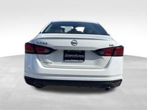 New 2025 Nissan Altima 2.5 SR w/ SR Premium Package image 6