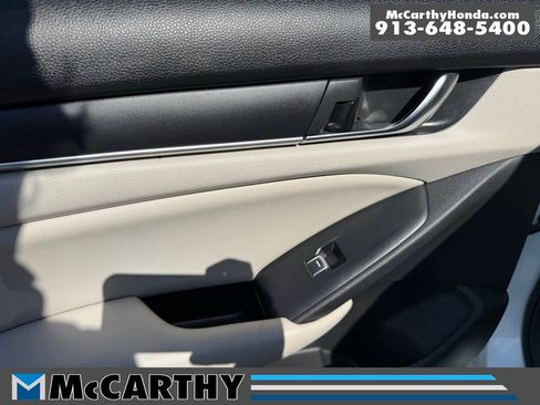 Used 2019 Honda Accord LX image 32