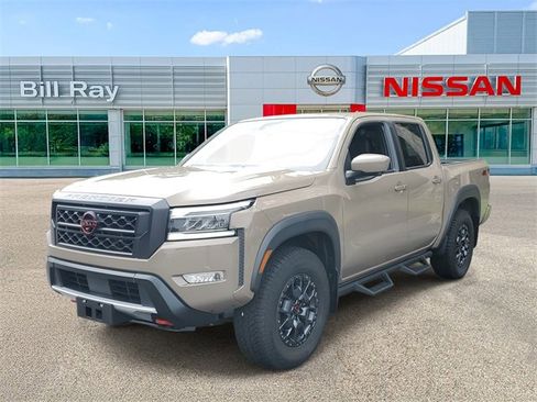 Used 2023 Nissan Frontier PRO-4X w/ Pro-4X Premium Package image 2