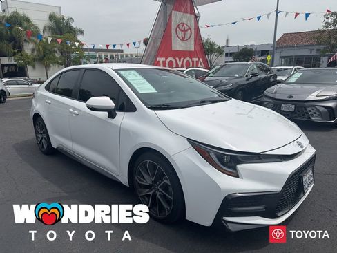 Used 2020 Toyota Corolla SE w/ Carpet Mat Package (TMS) image 1