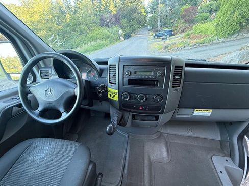 Used 2012 Mercedes-Benz Sprinter 2500 w/ Additional Battery Pkg image 21