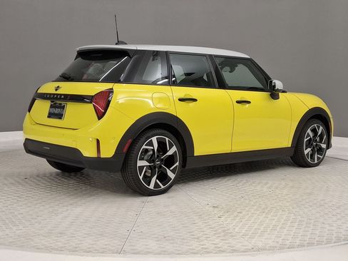 New 2026 MINI Cooper S FWD image 9