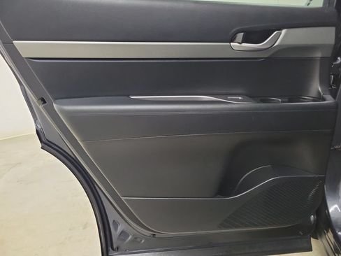 Used 2025 Hyundai Palisade SEL FWD image 15