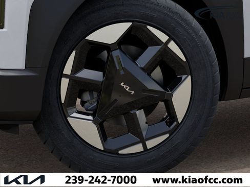 New 2027 Kia Seltos EX FWD image 9