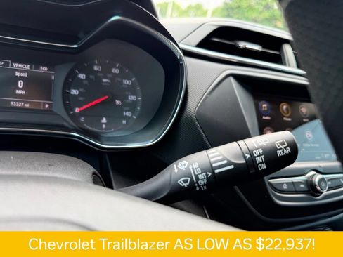 Used 2023 Chevrolet TrailBlazer LT FWD image 25