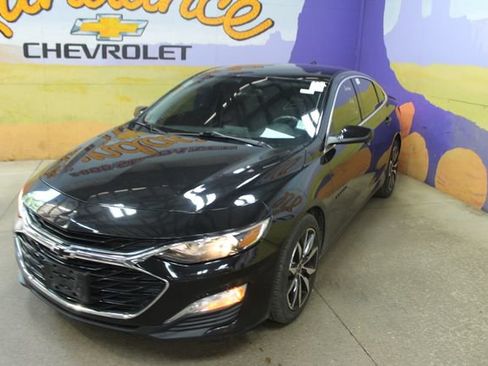 Used 2022 Chevrolet Malibu RS FWD image 4