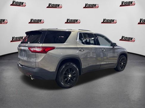 Used 2018 Chevrolet Traverse LT image 5