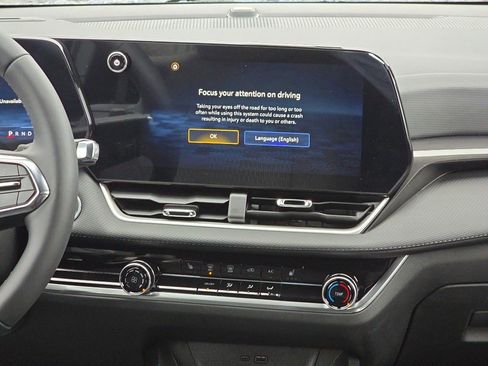 New 2026 Chevrolet Equinox LT image 22