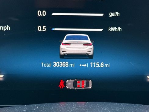 Certified 2023 BMW 330e w/ Convenience Package image 34