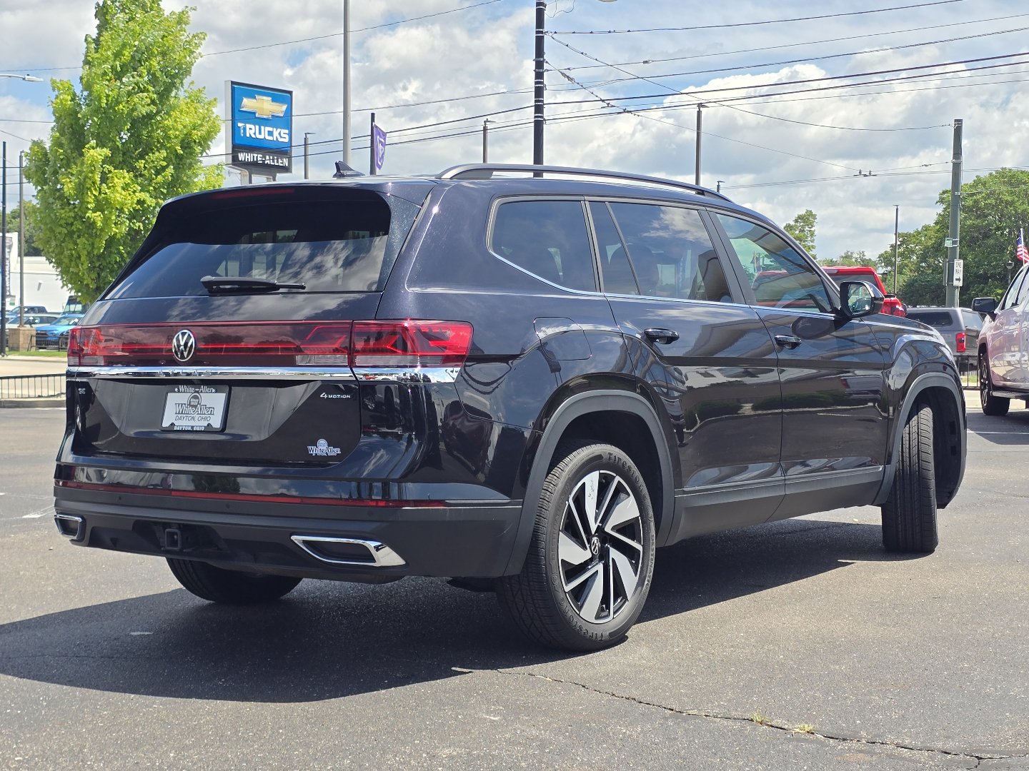 Used 2024 Volkswagen Atlas SE AWD/4WD image 24