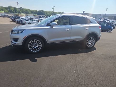 Used 2016 Lincoln MKC Reserve FWD image 5