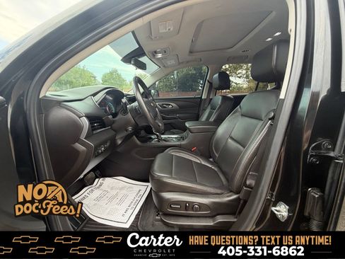 Used 2021 Chevrolet Traverse Premier w/ Redline Edition AWD/4WD image 12